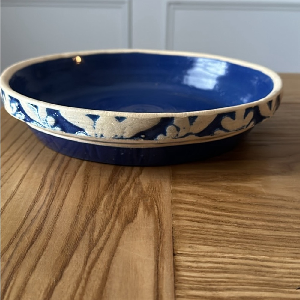 Vintage stoneware pie pan